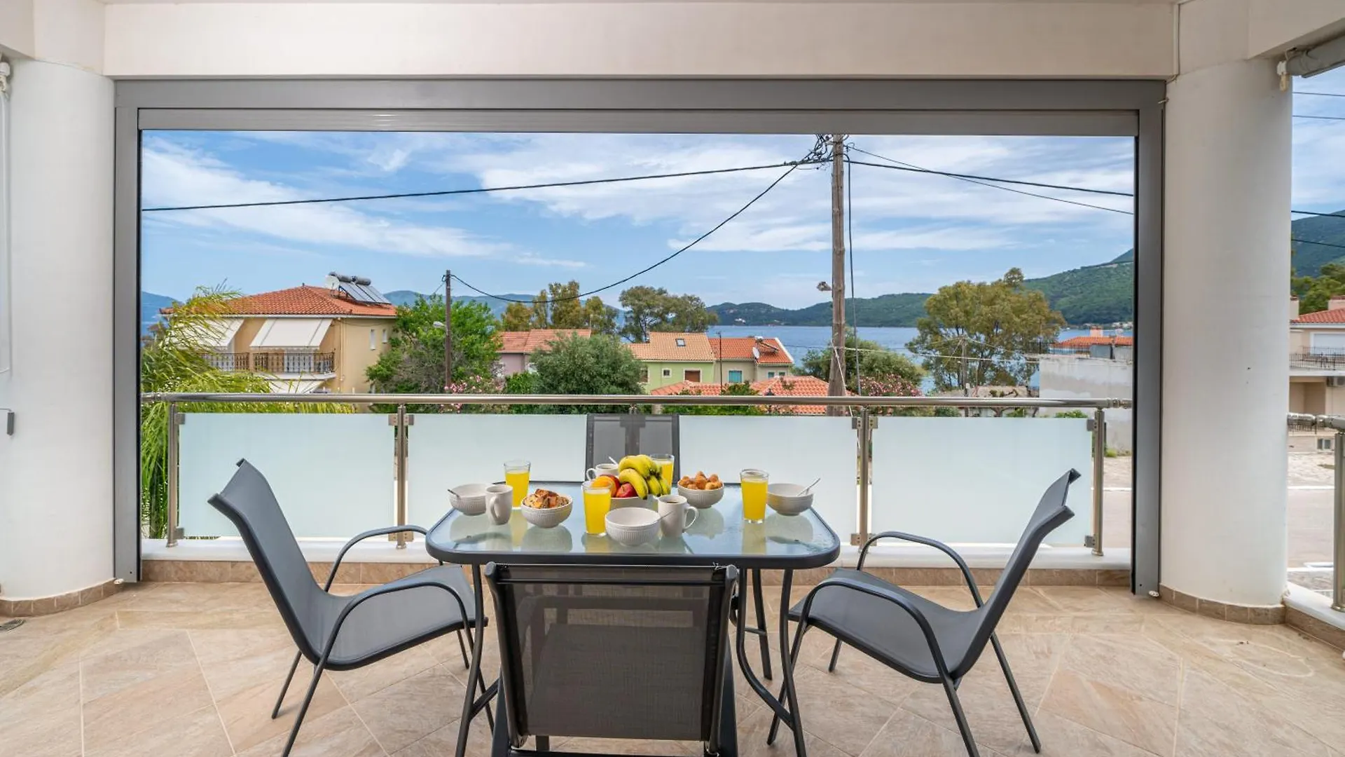 Nicolis Seaside Apartment Karavomylos