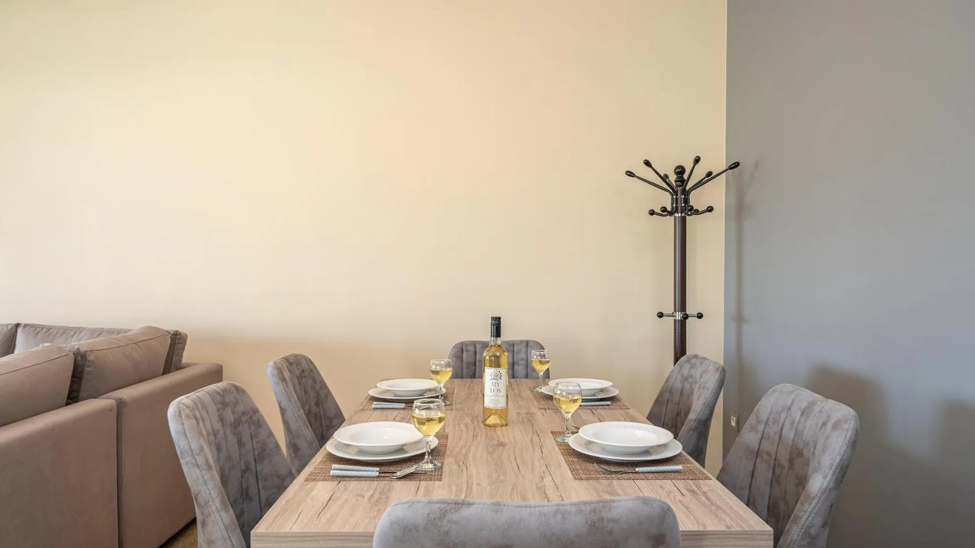 Nicolis Seaside Apartment Karavomylos